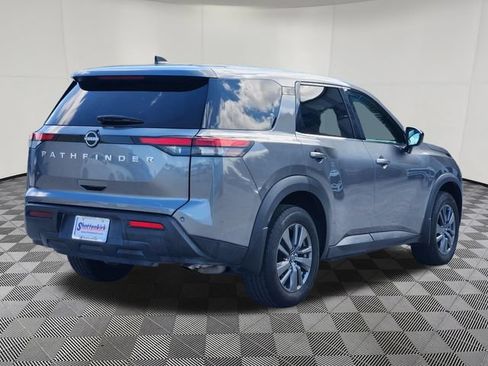 Used 2023 Nissan Pathfinder S FWD image 5