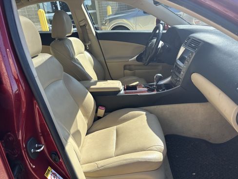 Used 2006 Lexus IS 350 RWD image 33