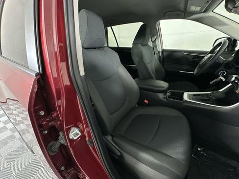 Used 2024 Toyota RAV4 LE FWD image 25
