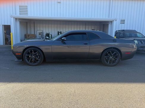 Used 2020 Dodge Challenger R/T w/ Blacktop Package image 4