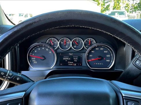 Used 2020 Chevrolet Silverado 1500 LT w/ Texas Edition AWD/4WD image 16