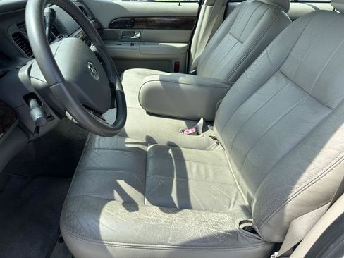 Used 2010 Mercury Grand Marquis LS RWD image 7