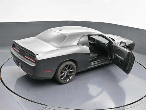 Used 2023 Dodge Challenger SXT w/ Blacktop Package image 41