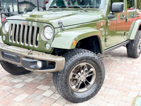 Used 2016 Jeep Wrangler Unlimited Sahara AWD/4WD image 30