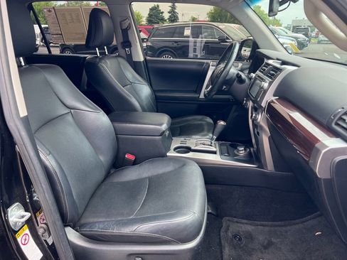 Used 2019 Toyota 4Runner Limited AWD/4WD image 41