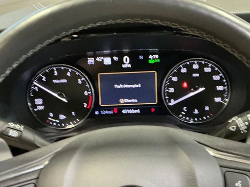 Certified 2022 Buick Envision Avenir w/ Technology Package II image 21