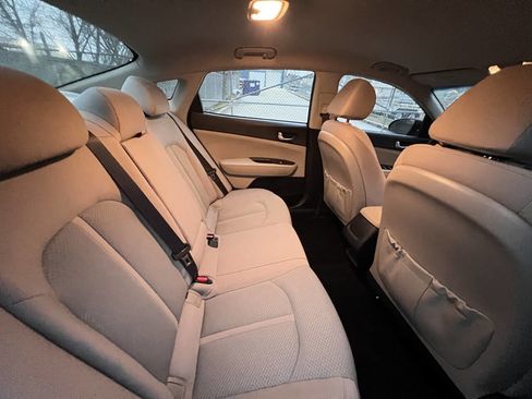 Used 2018 Kia Optima LX w/ Convenience Package image 14