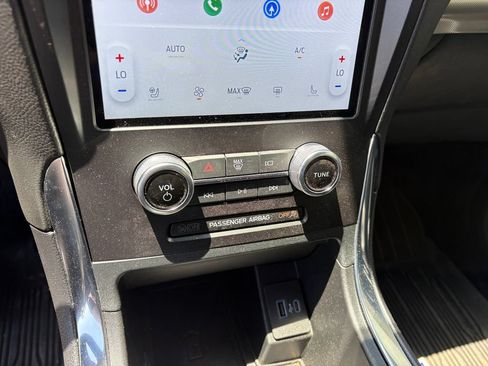 Certified 2024 Ford Edge ST w/ Equipment Group 401A AWD/4WD image 23