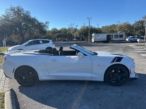 Used 2017 Chevrolet Camaro SS image 36