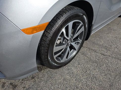 Used 2024 Honda Odyssey Touring image 9