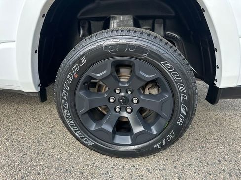 Used 2025 RAM 1500 Big Horn AWD/4WD image 14
