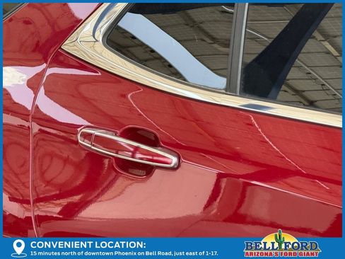 Used 2020 Chevrolet Equinox Premier AWD/4WD image 10