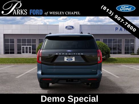 New 2027 Ford Expedition Max Active RWD image 7