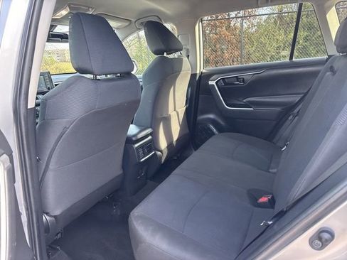 Used 2022 Toyota RAV4 LE image 14