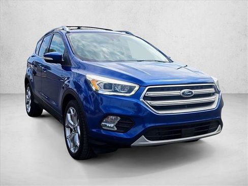 Used 2017 Ford Escape Titanium w/ Equipment Group 301A AWD/4WD image 2