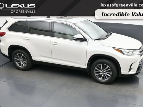 Used 2019 Toyota Highlander XLE AWD/4WD image 42