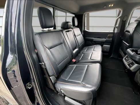 Used 2023 Ford F250 Lariat w/ Sport Appearance Package AWD/4WD image 28