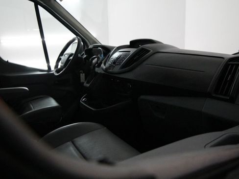 Used 2019 Ford Transit 150 148 Medium Roof RWD image 34