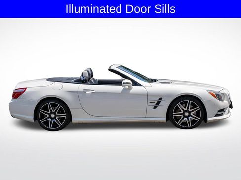 Used 2015 Mercedes-Benz SL 550 image 9