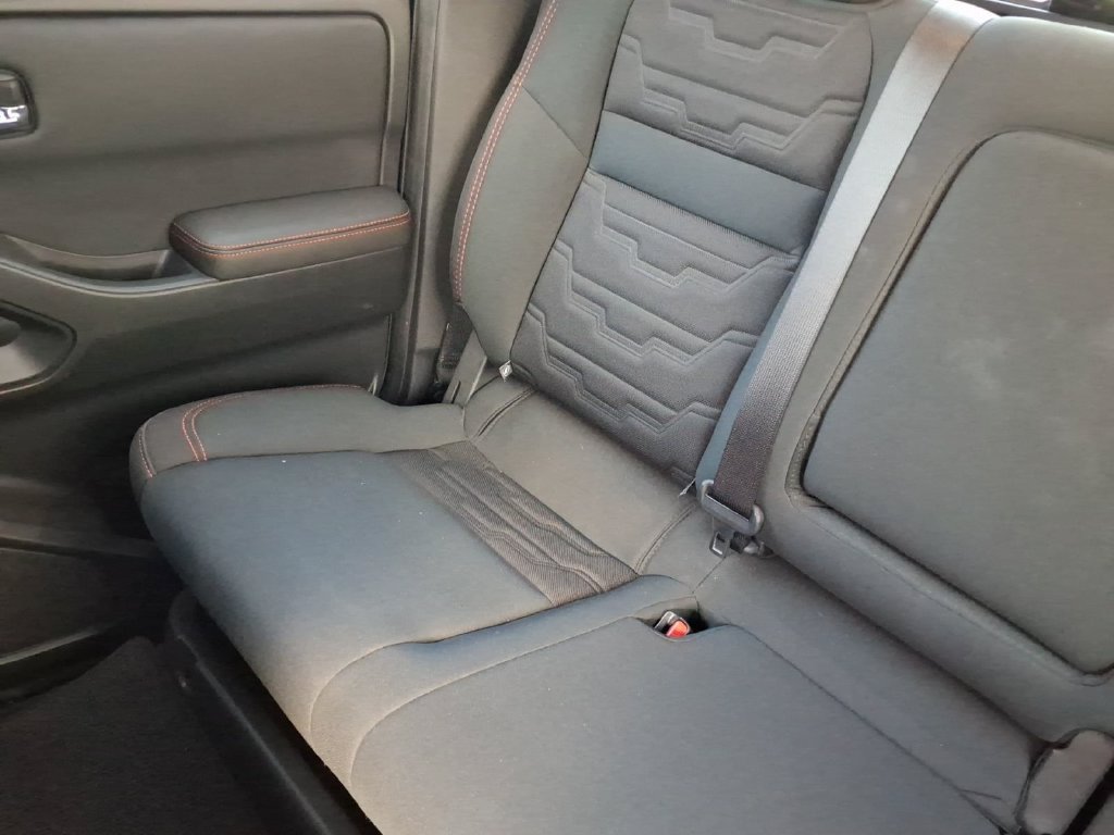 Used 2024 Nissan Frontier Pro-X RWD image 17