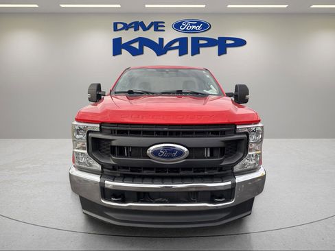 Used 2022 Ford F250 XL w/ Power Equipment Group image 3