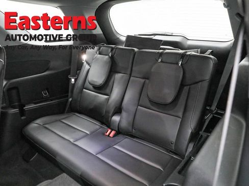 Used 2022 Ford Explorer XLT w/ Equipment Group 202A image 26