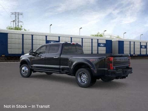 New 2026 Ford F450 Platinum w/ FX4 Off-Road Package AWD/4WD image 4