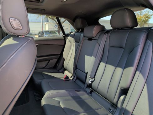 Used 2019 Audi Q8 Premium Plus w/ Premium Plus image 32