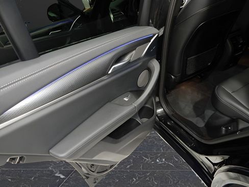 Used 2023 BMW X4 xDrive30i w/ Premium Enhanced Package image 22