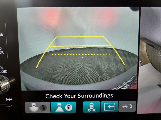 Used 2025 Honda Pilot Elite image 21