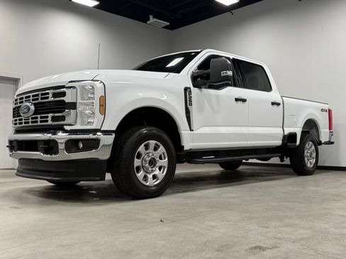 Certified 2024 Ford F250 XLT image 5