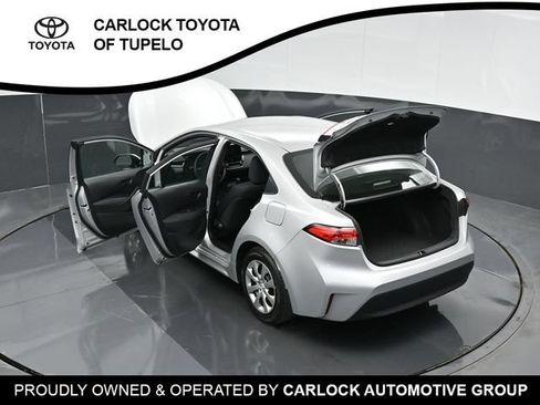 Used 2025 Toyota Corolla LE FWD image 61