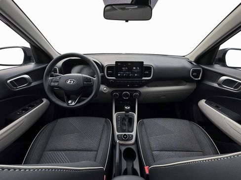 New 2026 Hyundai Venue SEL FWD image 13