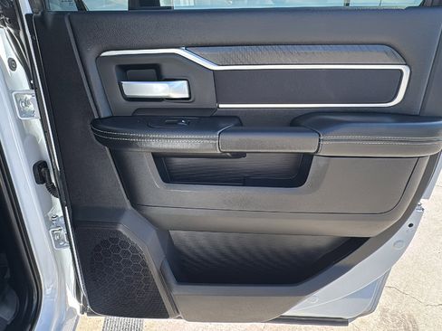 Used 2025 RAM 2500 Lone Star image 25