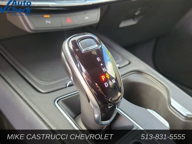 Used 2025 Cadillac XT4 Premium Luxury FWD image 18