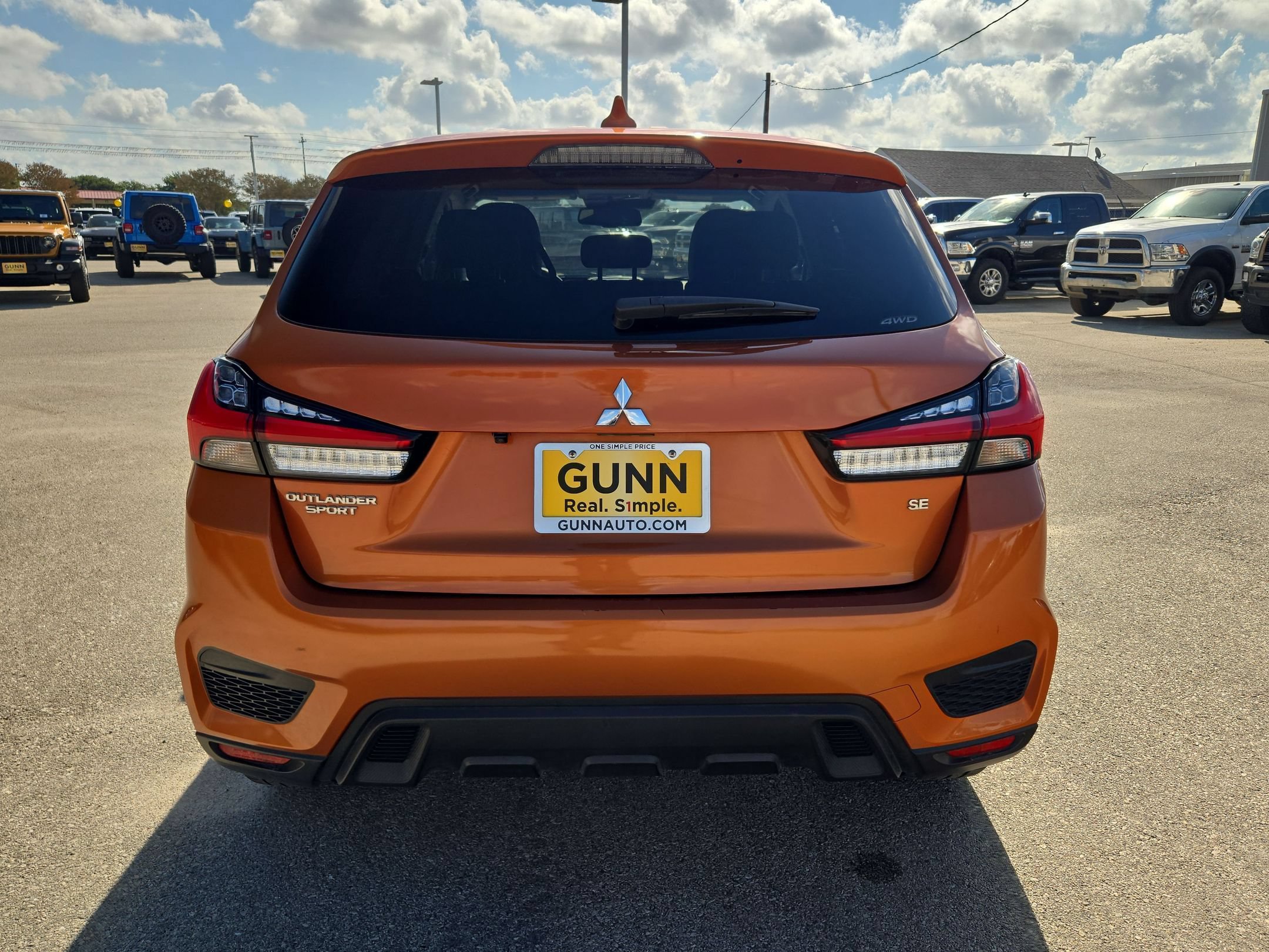 Used 2023 Mitsubishi Outlander Sport SE AWD/4WD image 4