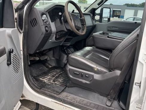 Used 2015 Ford F550 4x4 Crew Cab Super Duty image 7