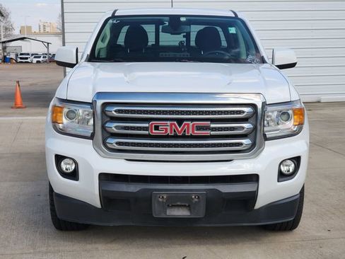 Used 2017 GMC Canyon SLE w/ SLE Convenience Package image 2