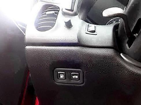 Used 2007 Chevrolet Corvette Convertible w/ Preferred Equipment Group RWD image 14