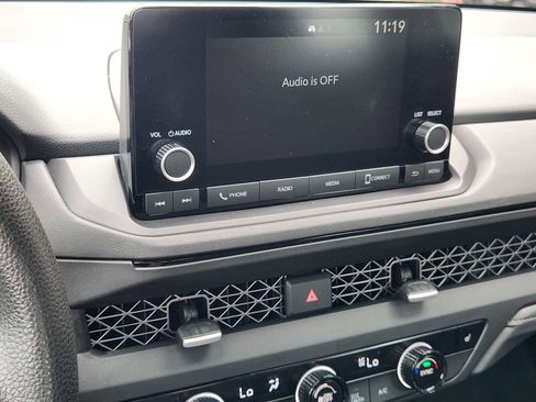 Used 2025 Honda Accord SE image 17