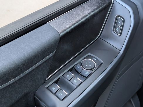 New 2024 Ford F150 Lightning XLT w/ Max Trailer Tow Package image 23