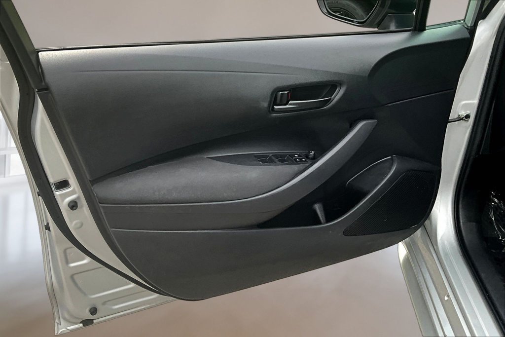 Used 2024 Toyota Corolla LE FWD image 18