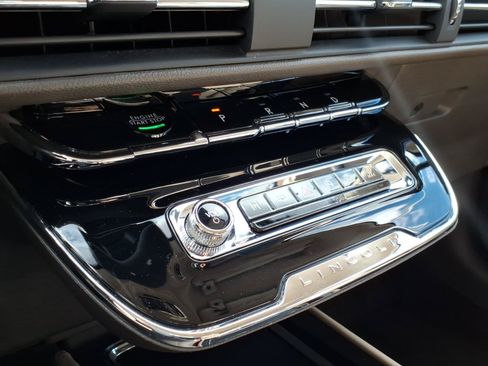 Certified 2023 Lincoln Corsair Reserve AWD/4WD image 25