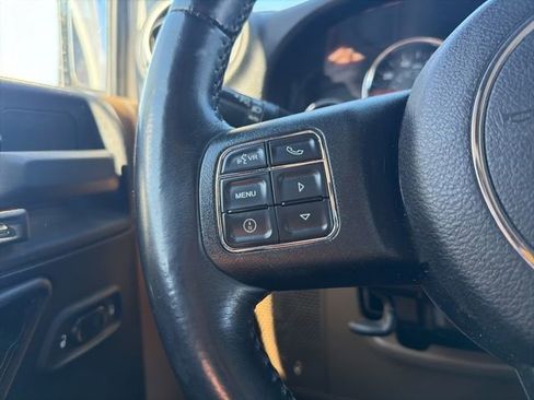 Used 2015 Jeep Wrangler Sahara w/ Mopar Chrome Edition Group image 33