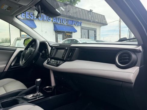 Used 2018 Toyota RAV4 Limited w/ Advanced Technology Package AWD/4WD image 11