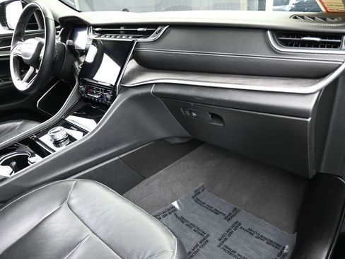 Used 2021 Jeep Grand Cherokee L Limited image 48