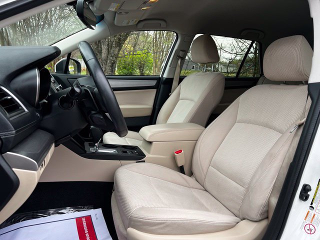 Used 2019 Subaru Outback 2.5i Premium AWD/4WD image 13