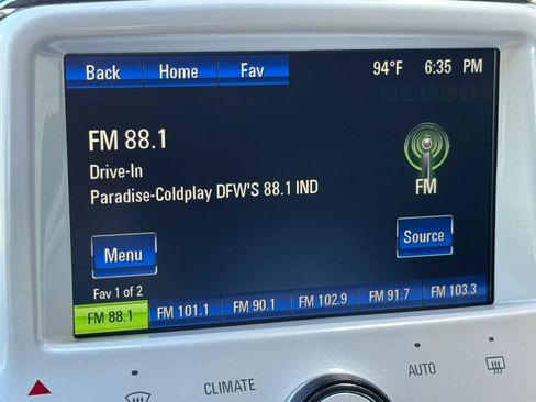 Used 2015 Chevrolet Volt Premium w/ Premium Trim Package FWD image 39