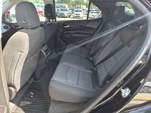 Used 2019 Chevrolet Equinox LT w/ Driver Convenience Package FWD image 14
