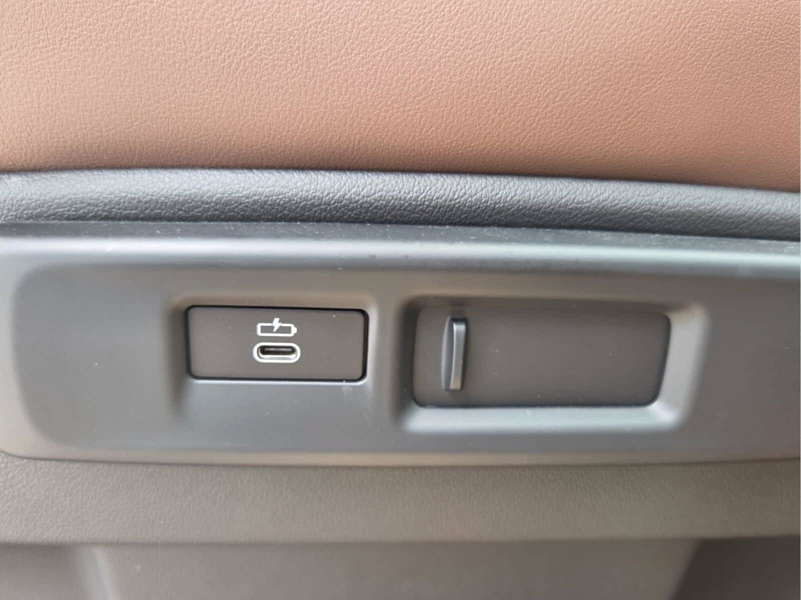 Used 2023 BMW X5 sDrive40i w/ Parking Assistance Package RWD image 15